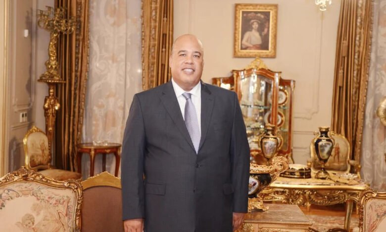 أيمن العشري